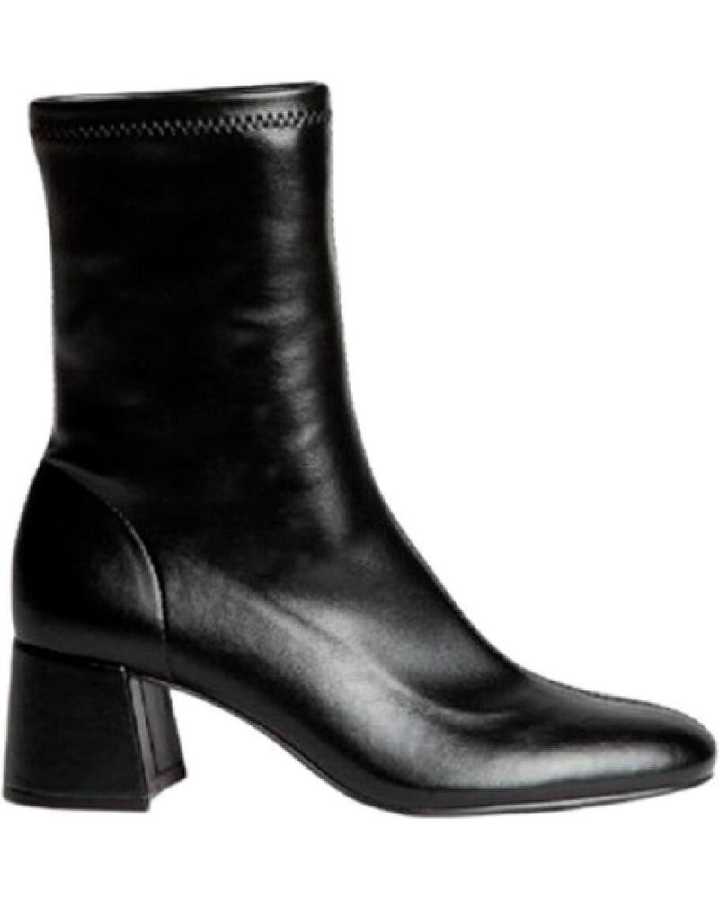 BOTA ELÁSTICA CORINA PRETA COM SALTO DE 5 CM NEGRO