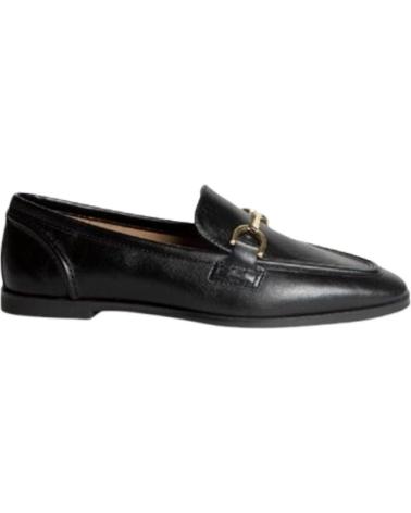 MOCASSIM PENNY LOAFER CORINA PRETO COM DETALHE METÁLICO NEGRO