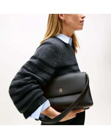 BORSA A TRACOLLA TOMMY HILFIGER TH MODERN ESSENTIAL NERA BDS
