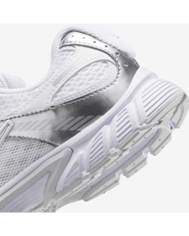 NIKE V5 RNR GS LAUFSCHUHE VARIOS COLORES