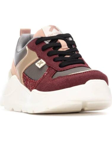 Inizio-XTI-ZAPATILLAS-DEPORTIVAS-NINA-KIDS-151394-01-DEPORTIVO-BRILLOS-BURDEOS
