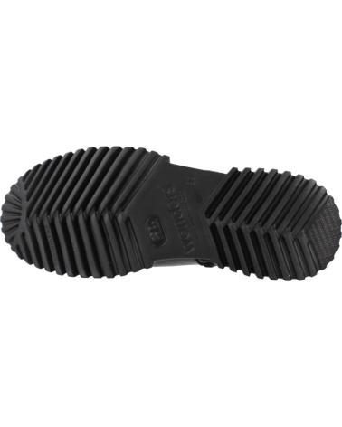 WONDERS WILD A-4404 - BOTÍN CHELSEA NEGRO CON SUELA TRACK NEGRO WONDERS WILD A-4404 - BOTÍN CHELSEA NEGRO CON SUELA TRACK NEGRO