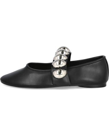 SABRINAS CORINA M5620 COM ADORNOS METÁLICOS PRETOS NEGRO