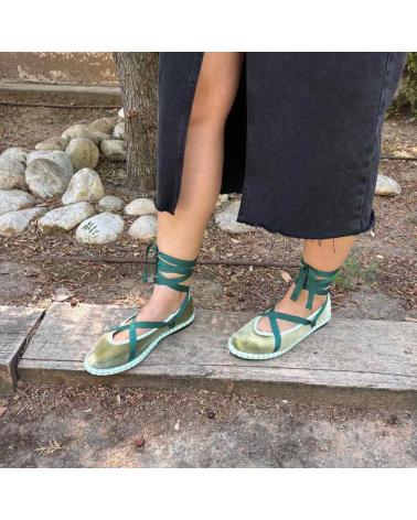 L&R SHOES CD-5 VELVET BALLERINAS WITH GREEN RIBBONS VERDE