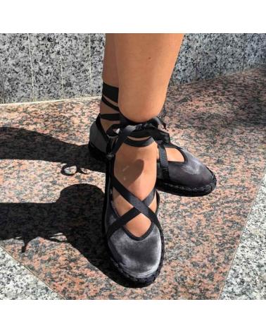 L&R SHOES SAMT-BALLERINAS GRAU MIT BÄNDERN MODELL CD-5 GRIS