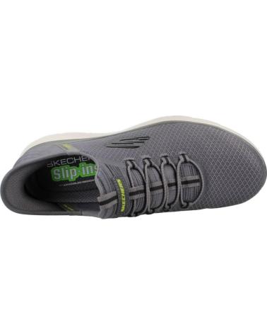 SKECHERS ZAPATILLAS HOMBRE MODELO SLIP-INS SUMMITS COLOR GRIS CHAR