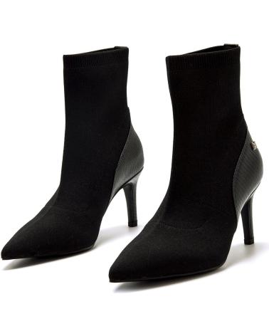 BOTINES MARIA MARE 63640 NEGROS DE TEJIDO ELÁSTICO CON TACÓN FINO NEGRO