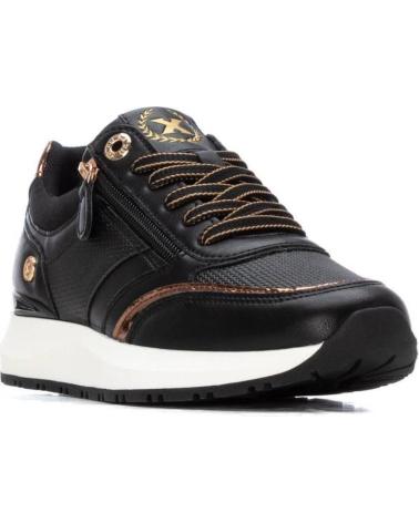 XTI 144183 ZAPATILLAS URBANAS NEGRAS CON DETALLES DORADOS NEGRO