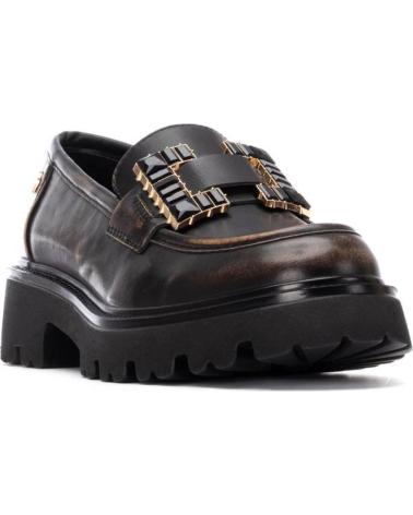 XTI 144429 MOCASSINS BRONZE COM SOLA TRATORADA E DETALHE METALIZADO BRONCE