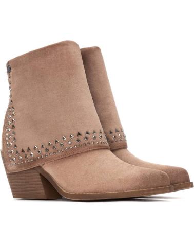 BOTA DE TORNOZELO XTI 144464 BEGE COM TACHAS BEIGE