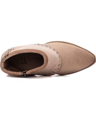 BOTA DE TORNOZELO XTI 144464 BEGE COM TACHAS BEIGE