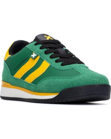ZAPATILLAS CASUAL XTI 144587 VERDES CON DETALLES AMARILLOS VERDE