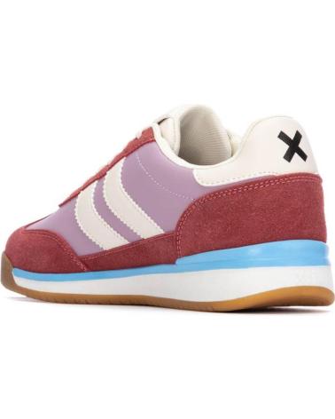 BASKETS DÉCONTRACTÉES XTI 144587 FUCHSIA AVEC TOUCHES VIOLETTES ET BLEUES FUCSIA