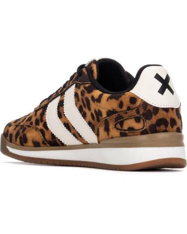 ZAPATILLAS XTI 144588 CON ESTAMPADO LEOPARDO Y DETALLES BLANCOS LEOPARDO
