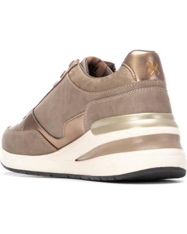 ZAPATILLAS CASUAL XTI 144628 COLOR TAUPE TAUPE