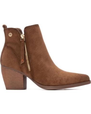 BOTA DE CANO CURTO REFRESH 173015 COM ZÍPER E BORLA TAUPE TAUPE