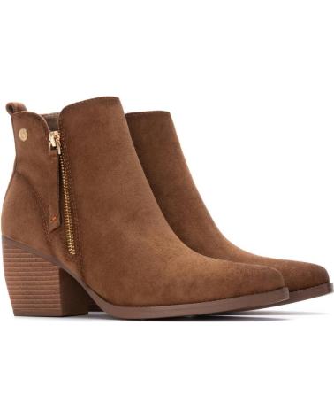 BOTA DE CANO CURTO REFRESH 173015 COM ZÍPER E BORLA TAUPE TAUPE