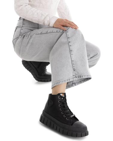 BOTAS DE CANO ALTO REFRESH 173076 PRETAS COM SOLA TRATORADA NEGRO