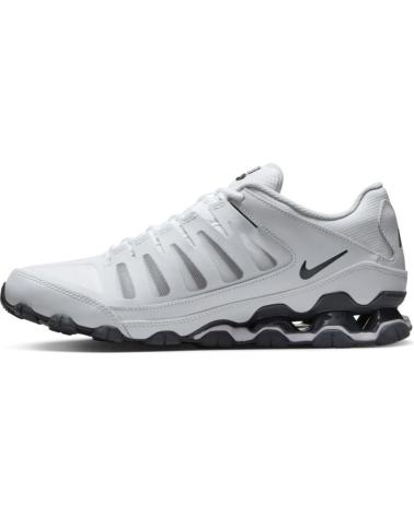 NIKE REAX 8 TR MESH – SPORTLICHE FREIZEITSCHUHE VARIOS COLORES