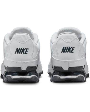 NIKE REAX 8 TR MESH – SPORTLICHE FREIZEITSCHUHE VARIOS COLORES