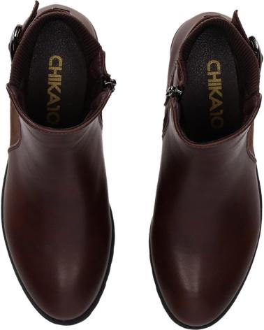 CHIKA10 CARNAVALES 12 BRAUNE STIEFELETTEN MIT ZIERSCHNALLE MARRON-BROWN