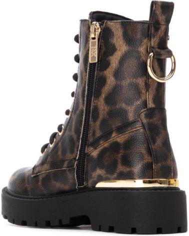 BOTA MILITAR XTI 151343 ESTAMPADO LEOPARDO CAMEL COM ATACADORES E ZÍPER 36559 CAMEL