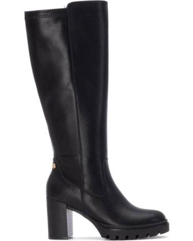 BOTAS ALTAS XTI 144524 PRETAS COM SALTO BLOCO E SOLA TRACK NEGRO