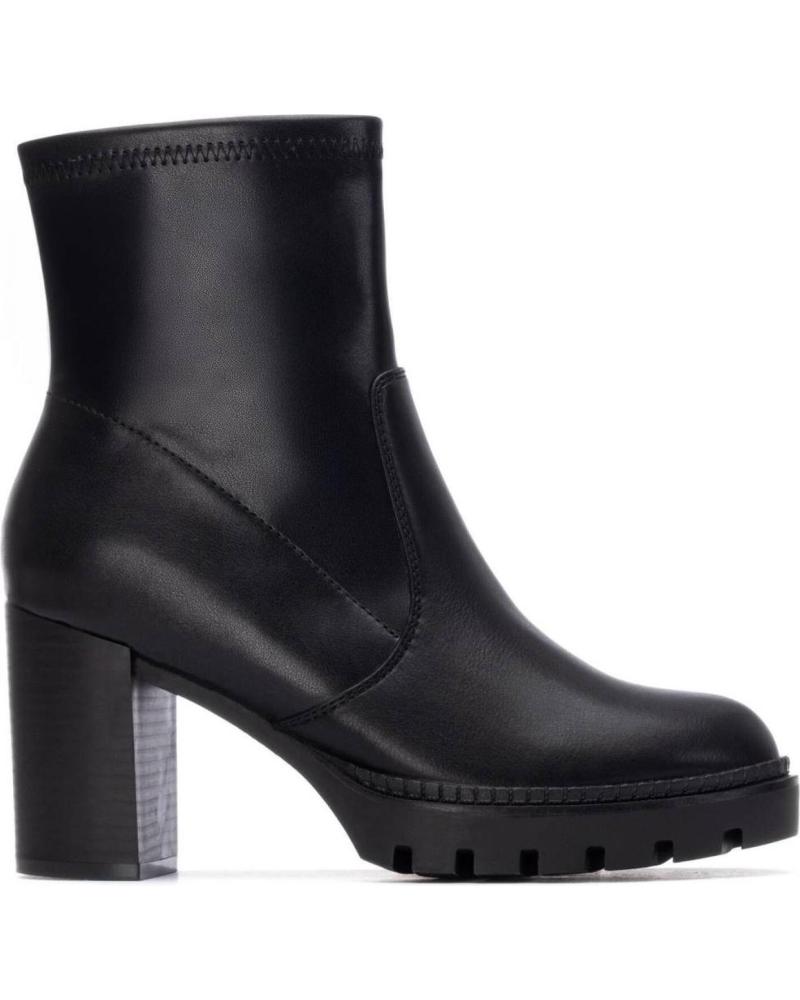 BOTIM XTI 144525 PRETO COM PLATAFORMA E SALTO BLOCO NEGRO