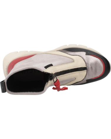 HISPANITAS BOTINES MUJER MODELO CHI243628 COLOR GRIS CARMIN