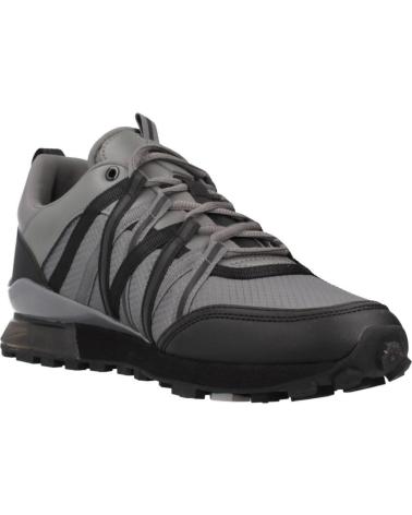 CRUYFF ZAPATILLAS HOMBRE MODELO FEARIA COLOR GRIS GRYBLCK