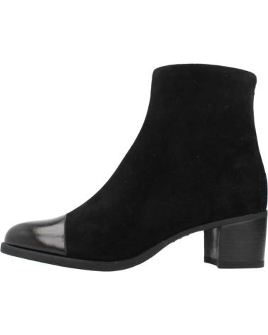 BOTINES PIESANTO 245441P NEGROS CON PUNTERA CHAROL NEGRO