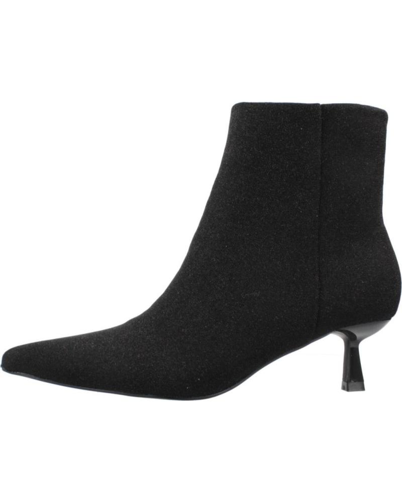 BOTTINES MENBUR MODÈLE 258210A01M NOIRES À TALON KITTEN ET BOUT POINTU BLACK