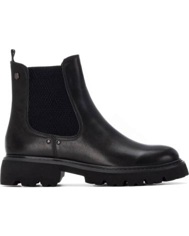 BOTÍN CHELSEA CARMELA 162546 NEGRO CON SUELA TRACK NEGRO