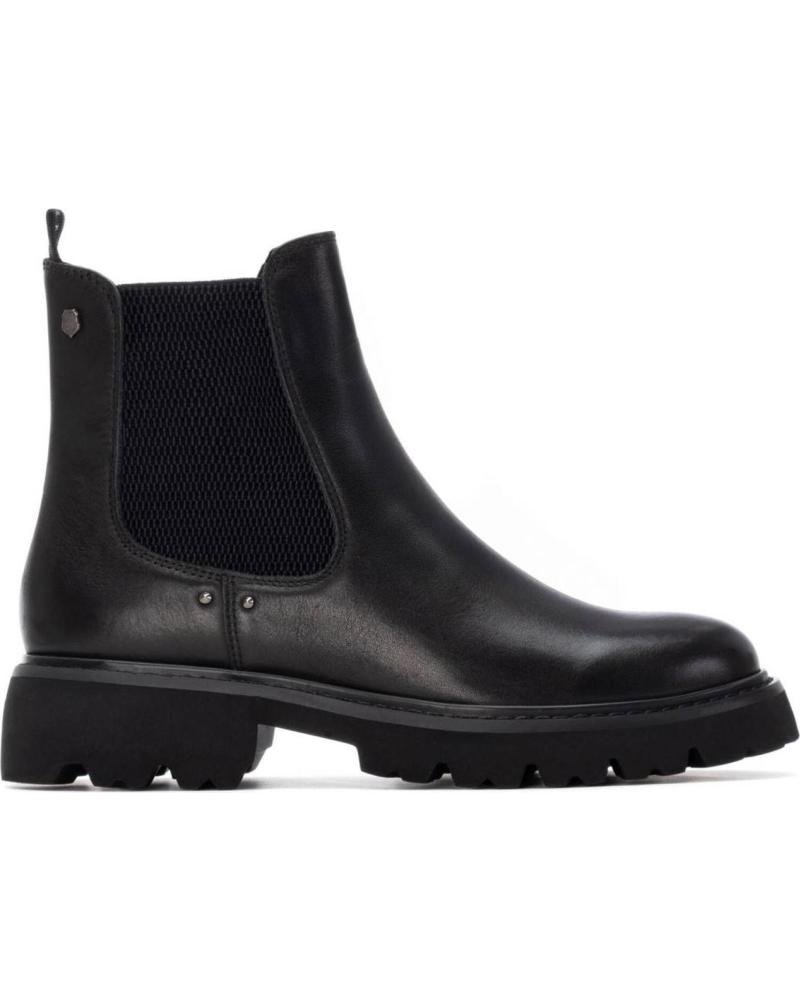 BOTÍN CHELSEA CARMELA 162546 NEGRO CON SUELA TRACK NEGRO