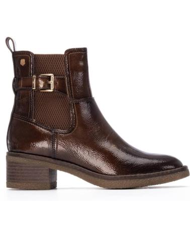 BOTA CHELSEA DE PIEL CARMELA 162579 TAUPE CON HEBILLA DECORATIVA TAUPE