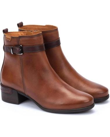 BOTINES PIKOLINOS 8622 DE PIEL EN COLOR CUERO CUERO