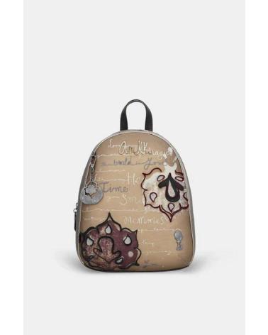 MOCHILA ANEKKE 41715-293 TAUPE COM COMPARTIMENTO PRINCIPAL E DESIGN INSPIRADOR TAUPE