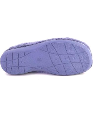 CABRERA 4505 BLUE PLUSH HOUSE SLIPPERS WITH EMBROIDERED HEARTS AZUL