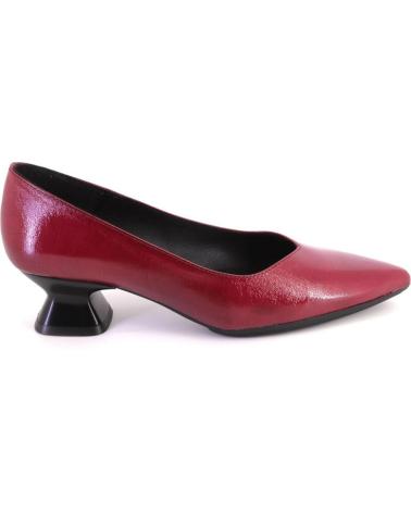 DANIELA VEGA 2333 LOW GEOMETRIC HEEL PUMPS BORDEAUX BURDEOS