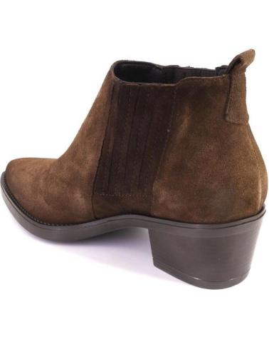 VIGUERA 8020VITELO SUEDE LEATHER ANKLE BOOTS IN BROWN MARRON