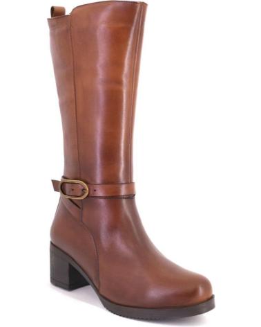 TREINTAS L1303 TAN LEATHER TALL BOOTS WITH BUCKLE CUERO