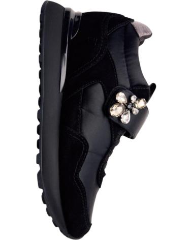 GIOSEPPO HITTERDAL: SNEAKERS NERE IN PELLE CON ZEPPA E ORNAMENTO NEGRO