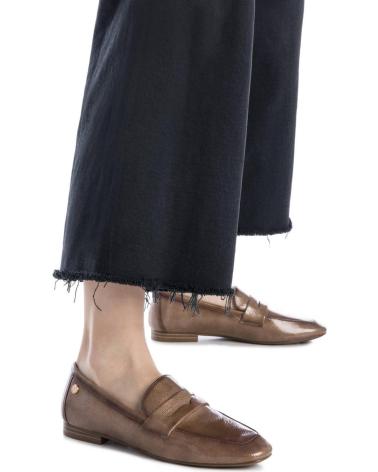 XTI 144244 BEIGE POINTED TOE LOAFERS WITH PATENT LEATHER EFFECT BEIGE