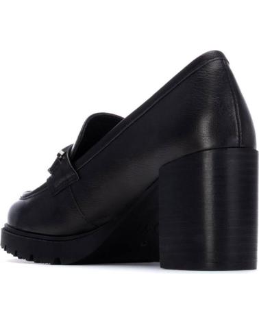MOCASSIM XTI 144302 PRETO COM PLATAFORMA E CORRENTE NEGRO