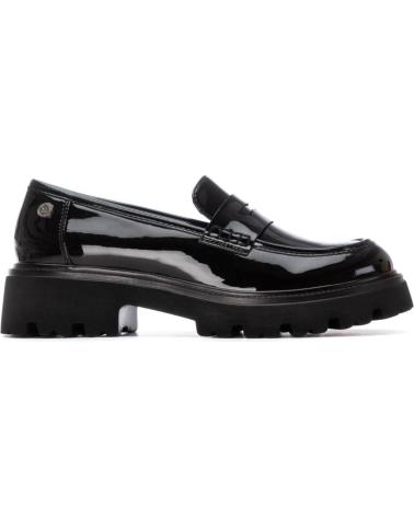 MOCASSINS XTI 144426 PRETO VERNIZ COM SOLA TRATORADA NEGRO
