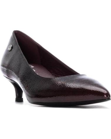 XTI 144727 BURGUNDY - KITTEN HEEL POINTED TOE BURDEOS