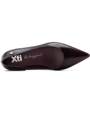 XTI 144727 BURGUNDY - KITTEN HEEL POINTED TOE BURDEOS