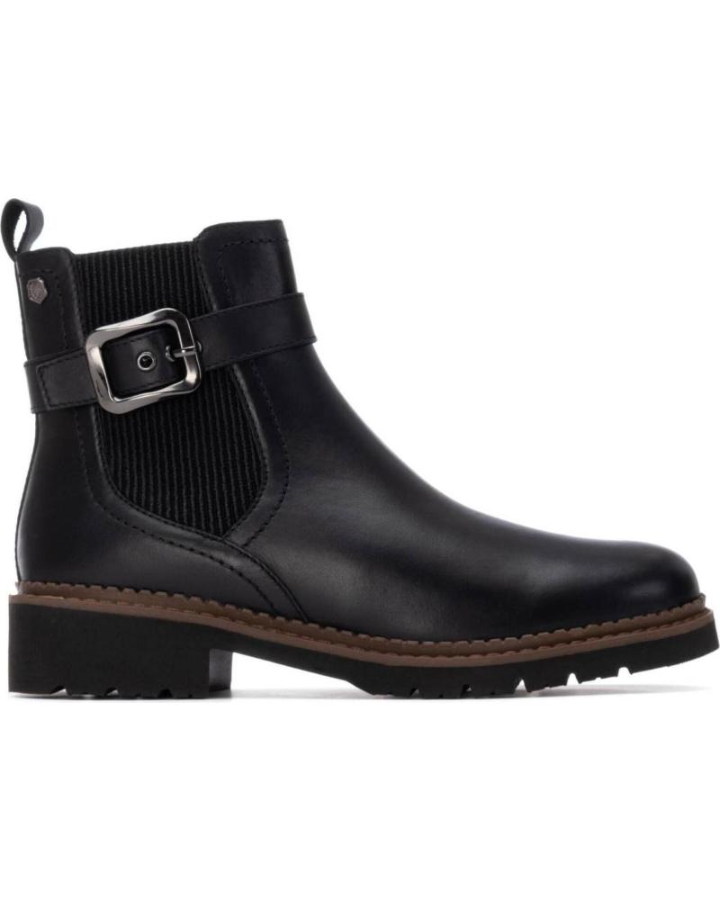 CARMELA 162491 BLACK - CHELSEA BOOT BUCKLE AND TRACK SOLE NEGRO