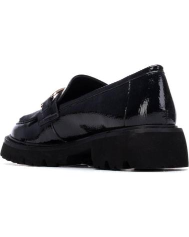 MOCASSINI CARMELA 162698 VERNICE NERA SUOLA TRACK NEGRO