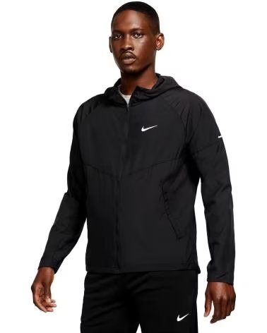 NIKE JAQUETA DE CORRIDA MILER REPEL NEGRO